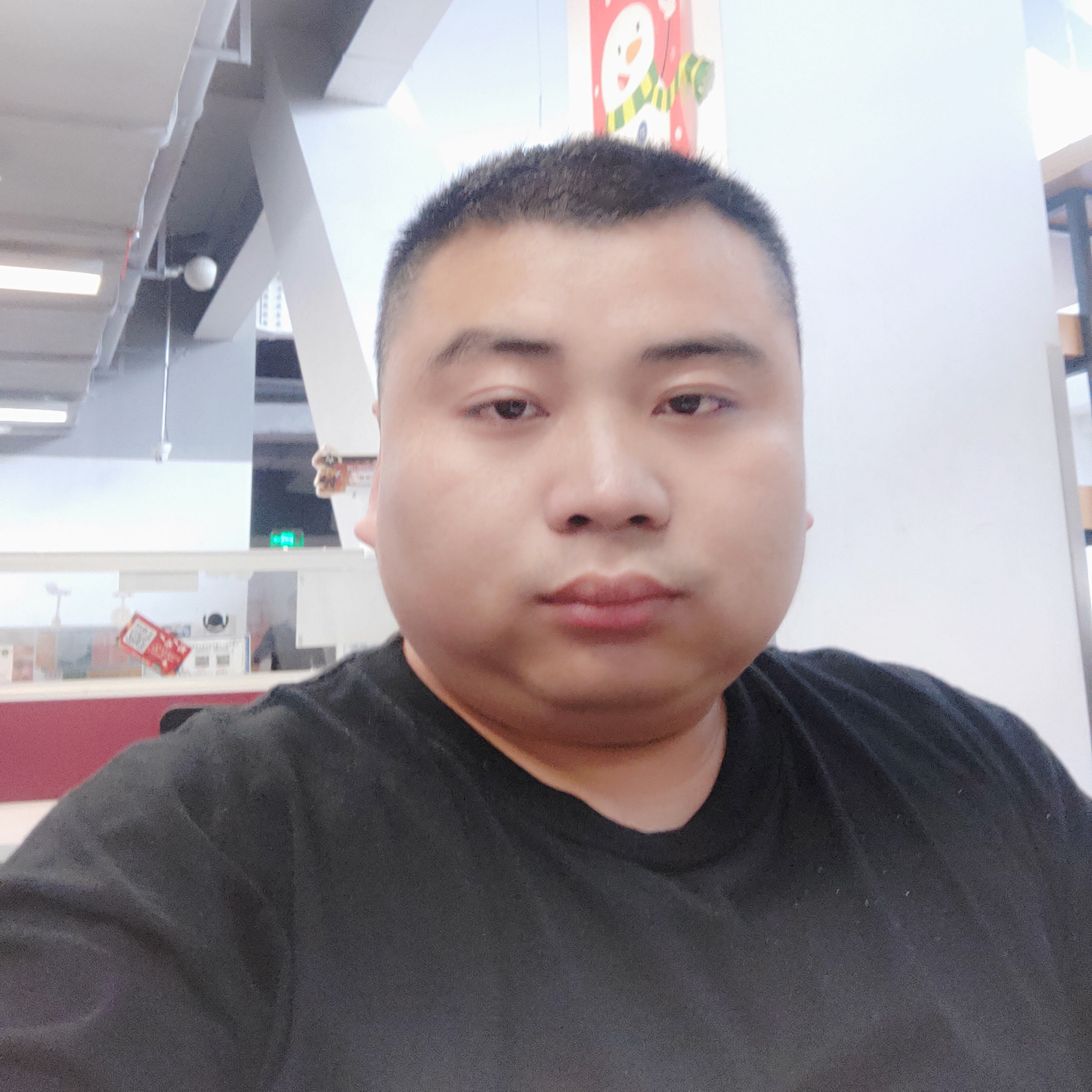 面包深拥坚强的照片