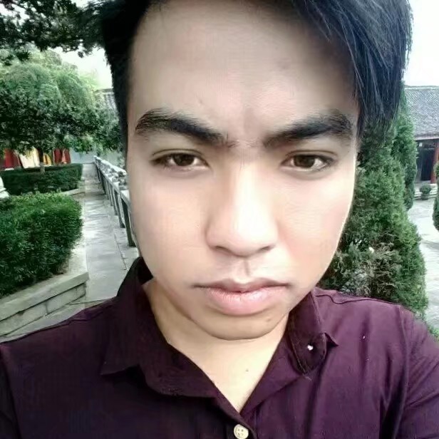 爱情蹁跹纯真的照片