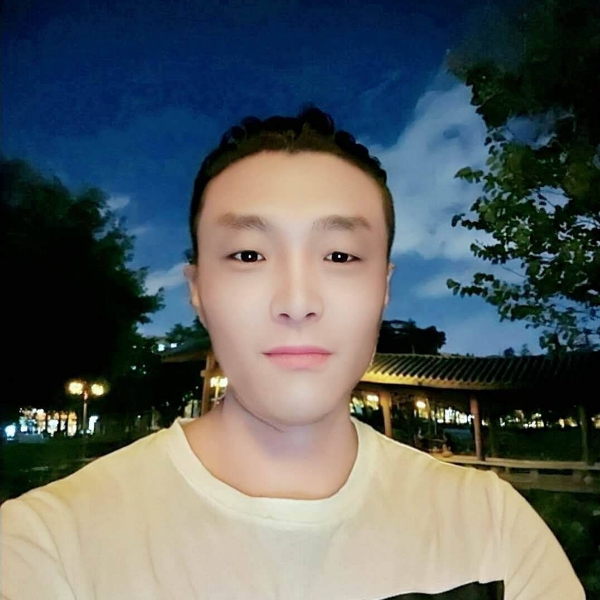 小熊猫迎大气的照片