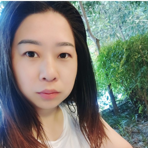 带刺玫瑰。的照片