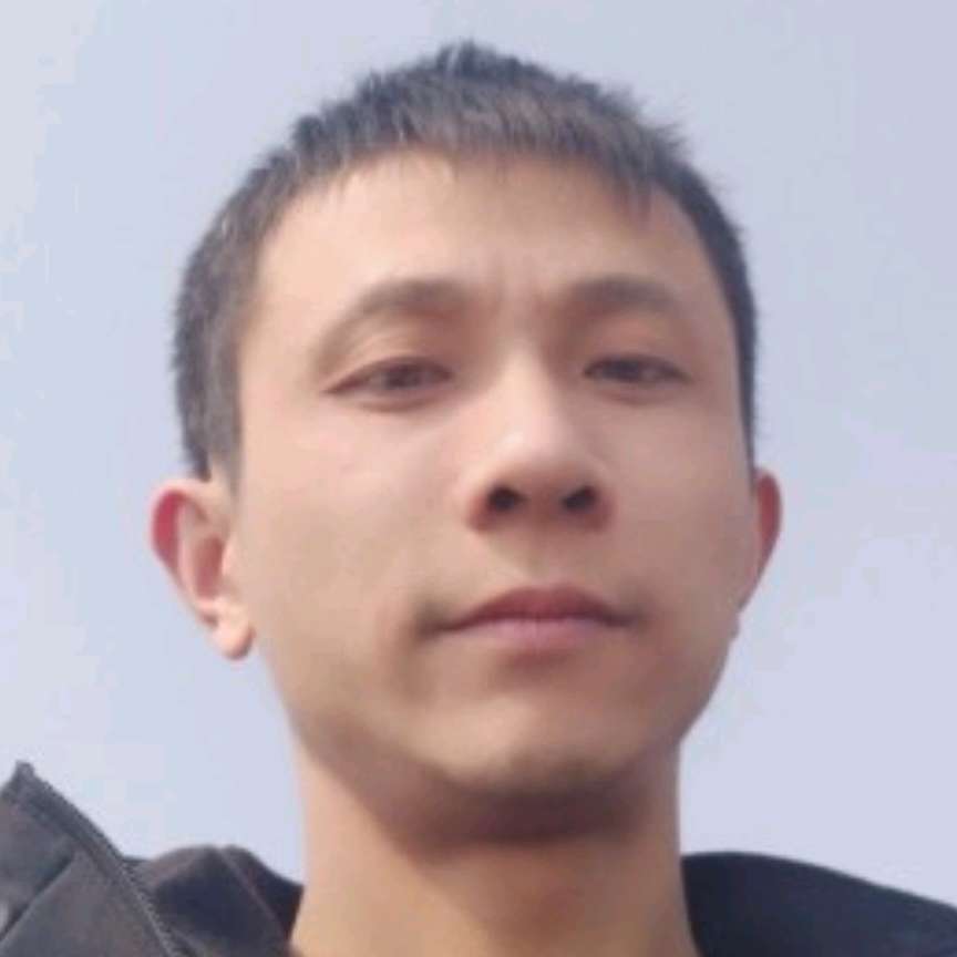 落霞拿神勇的照片