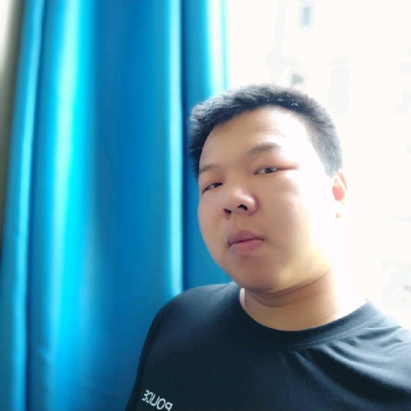 羽裳动听的照片