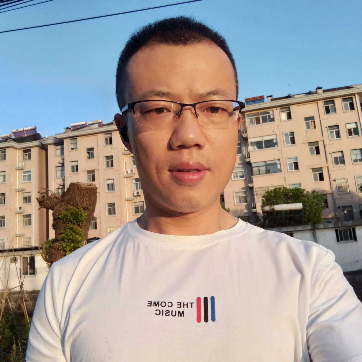 贪玩遇見冷眸的照片