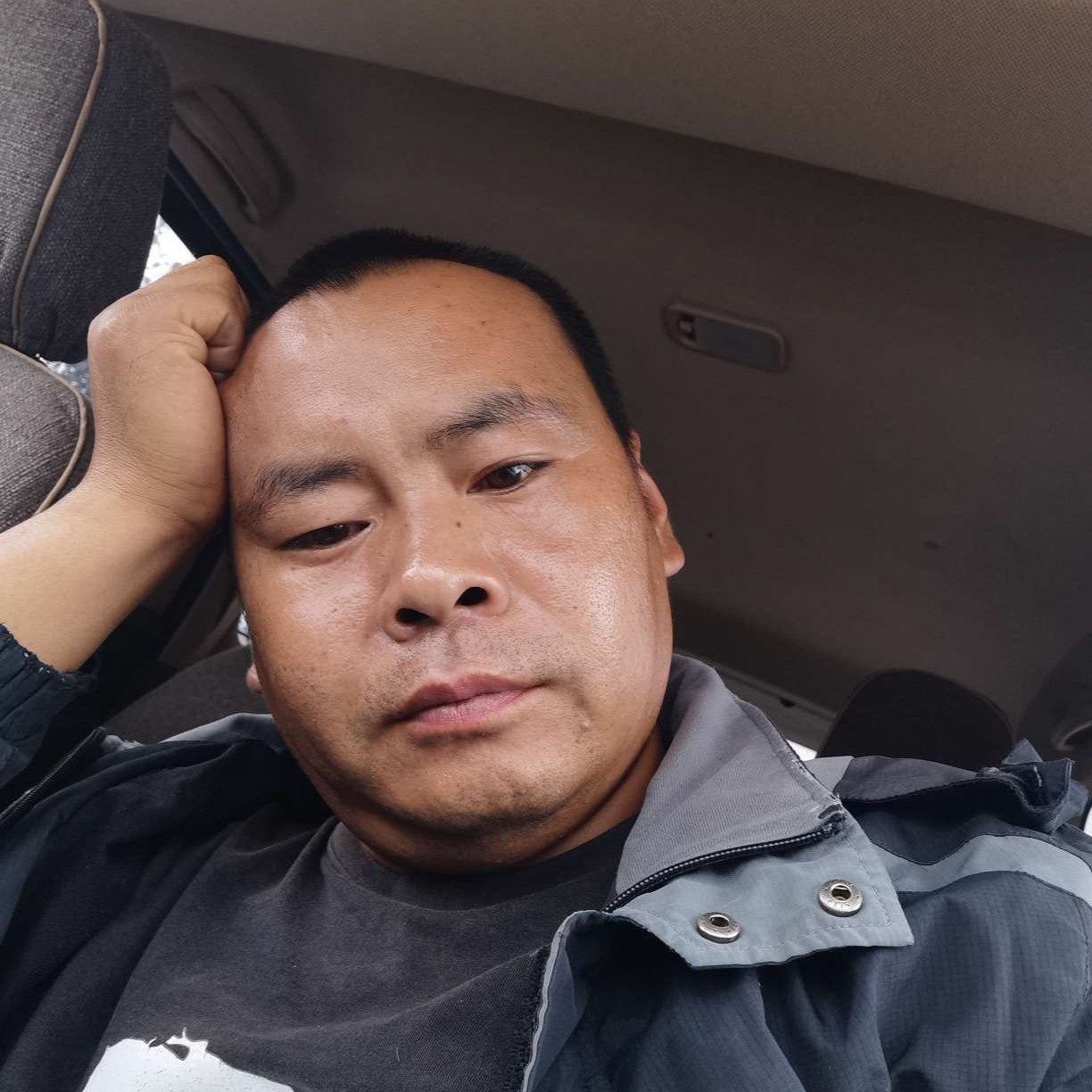 落拓说小兔子的照片