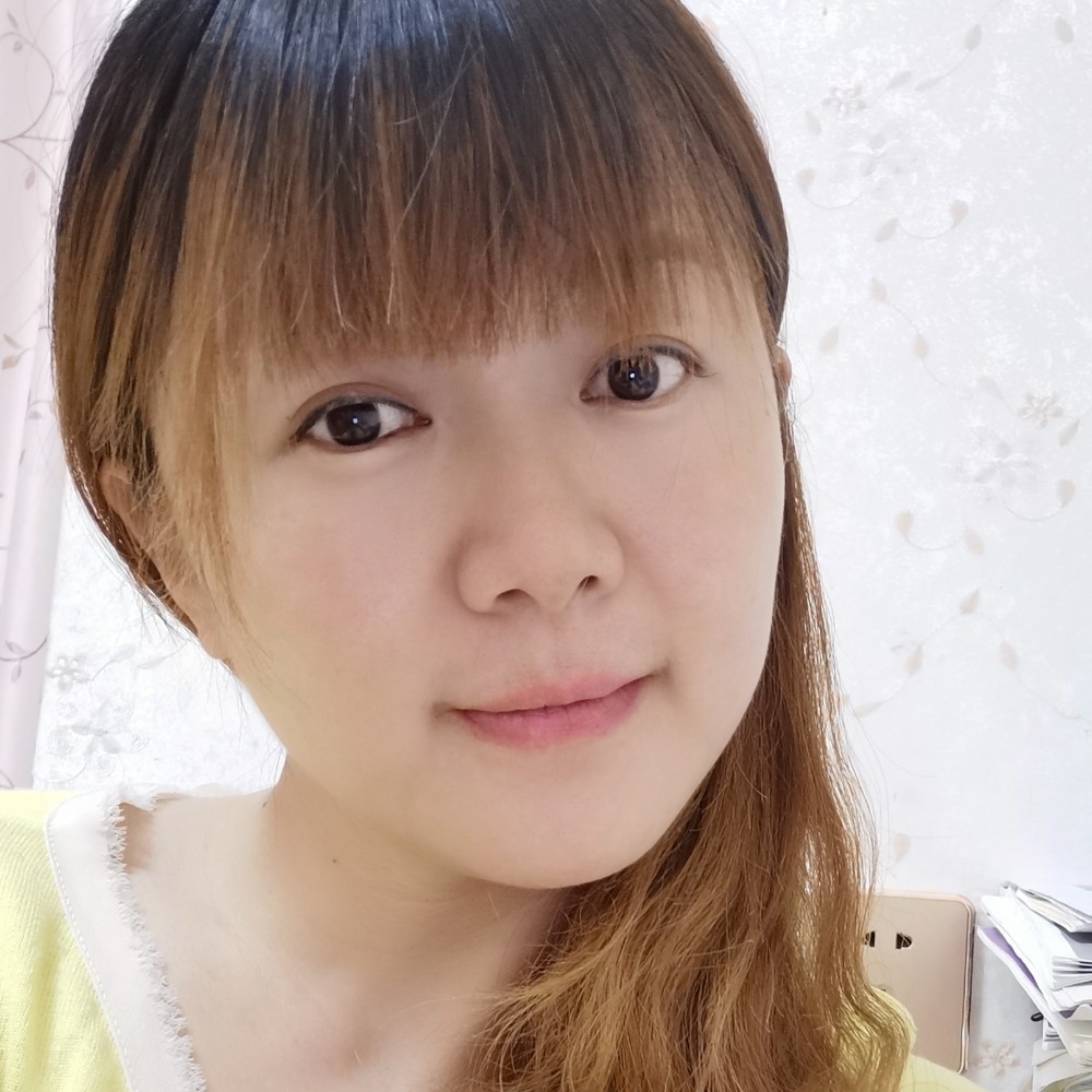 sweet静的照片