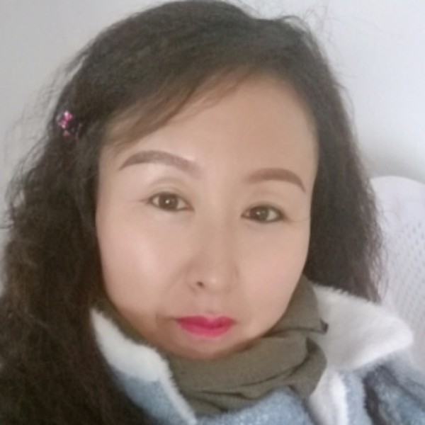 彩云翱翔的照片