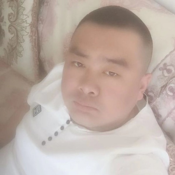 陈禹龙的照片