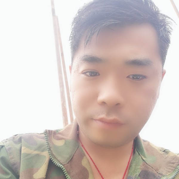 丑的太自卑的照片