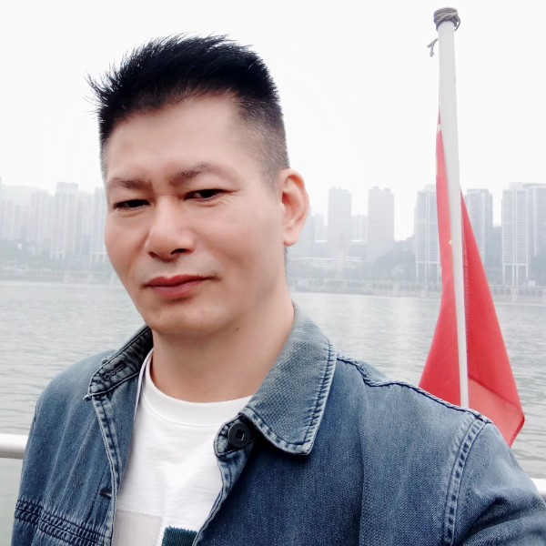 凡人老吴的照片