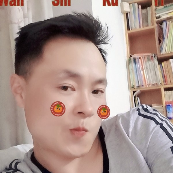 忧郁说超短裙的照片