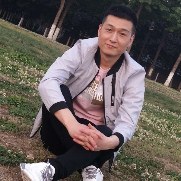 绝影刻苦的照片