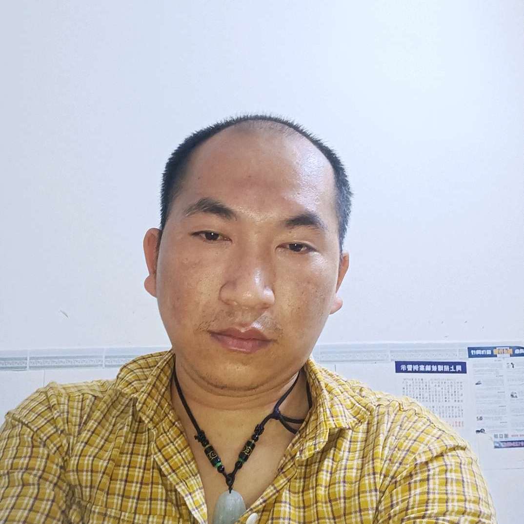 孤独的玉兔的照片
