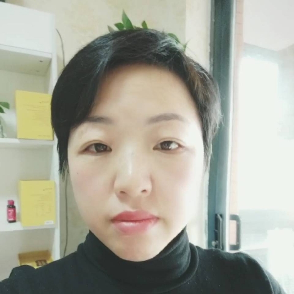 典雅导师的照片