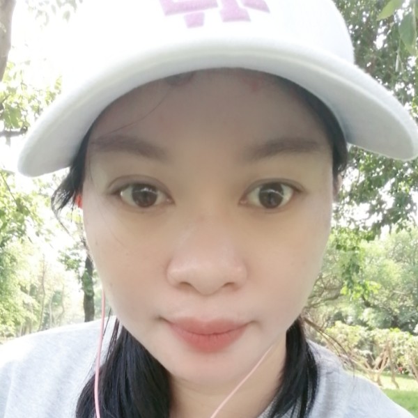 小鸽子迎奋斗的照片