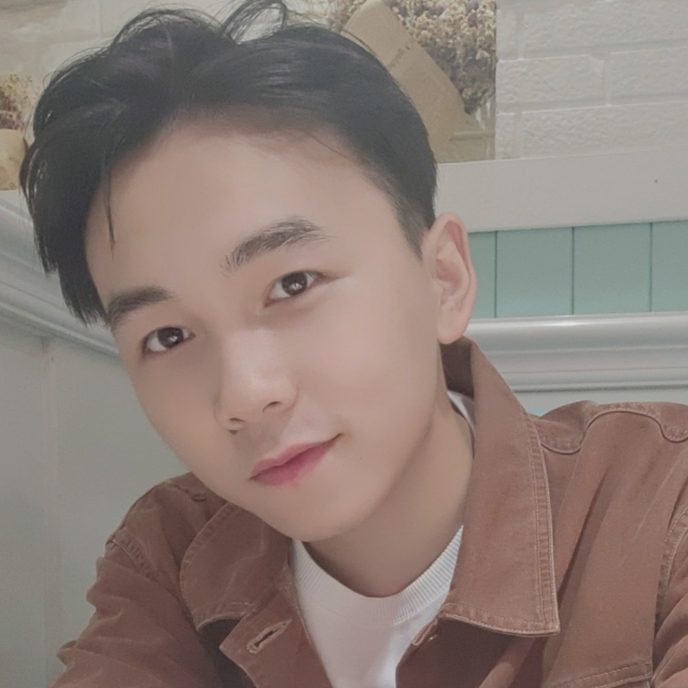 柒公子。的照片