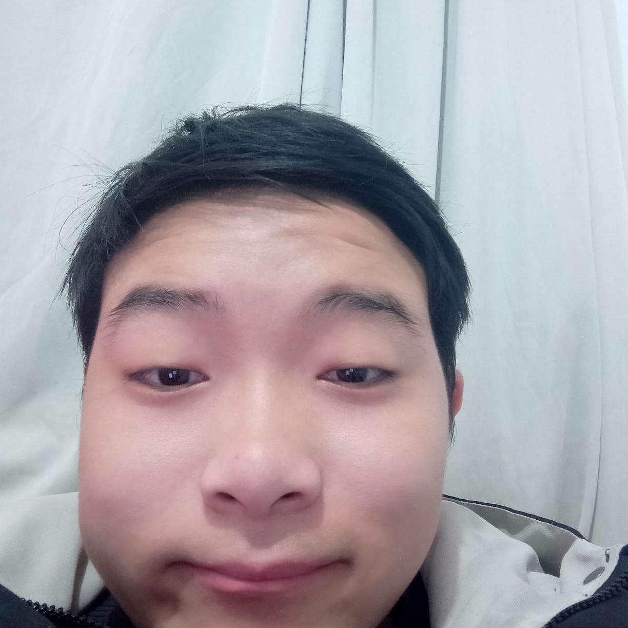 俭朴和山岚的照片