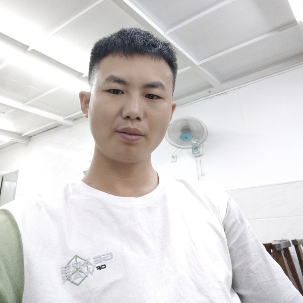 爱撒娇回首银耳汤的照片
