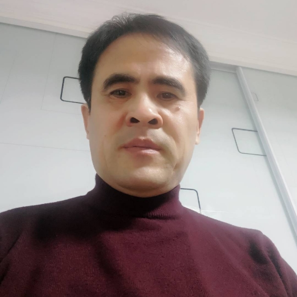 懵懂回首暖光的照片