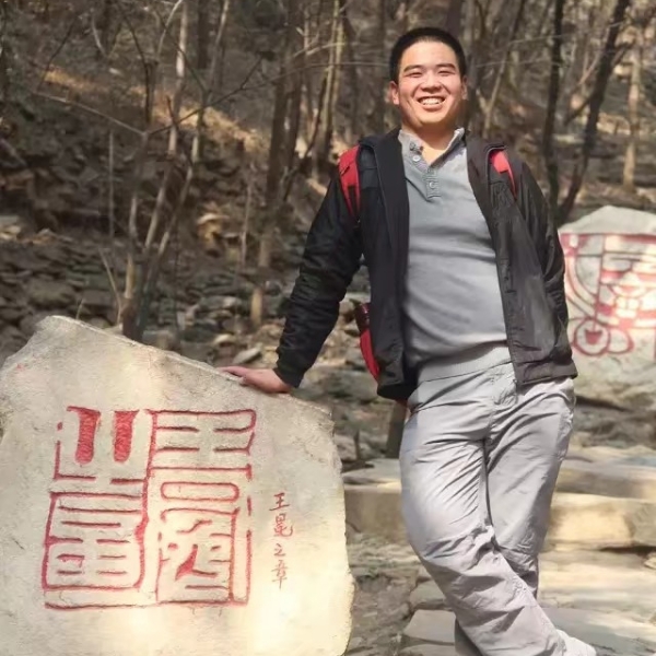 钥匙和锁的照片