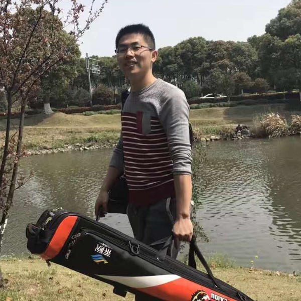 语无凝练的照片