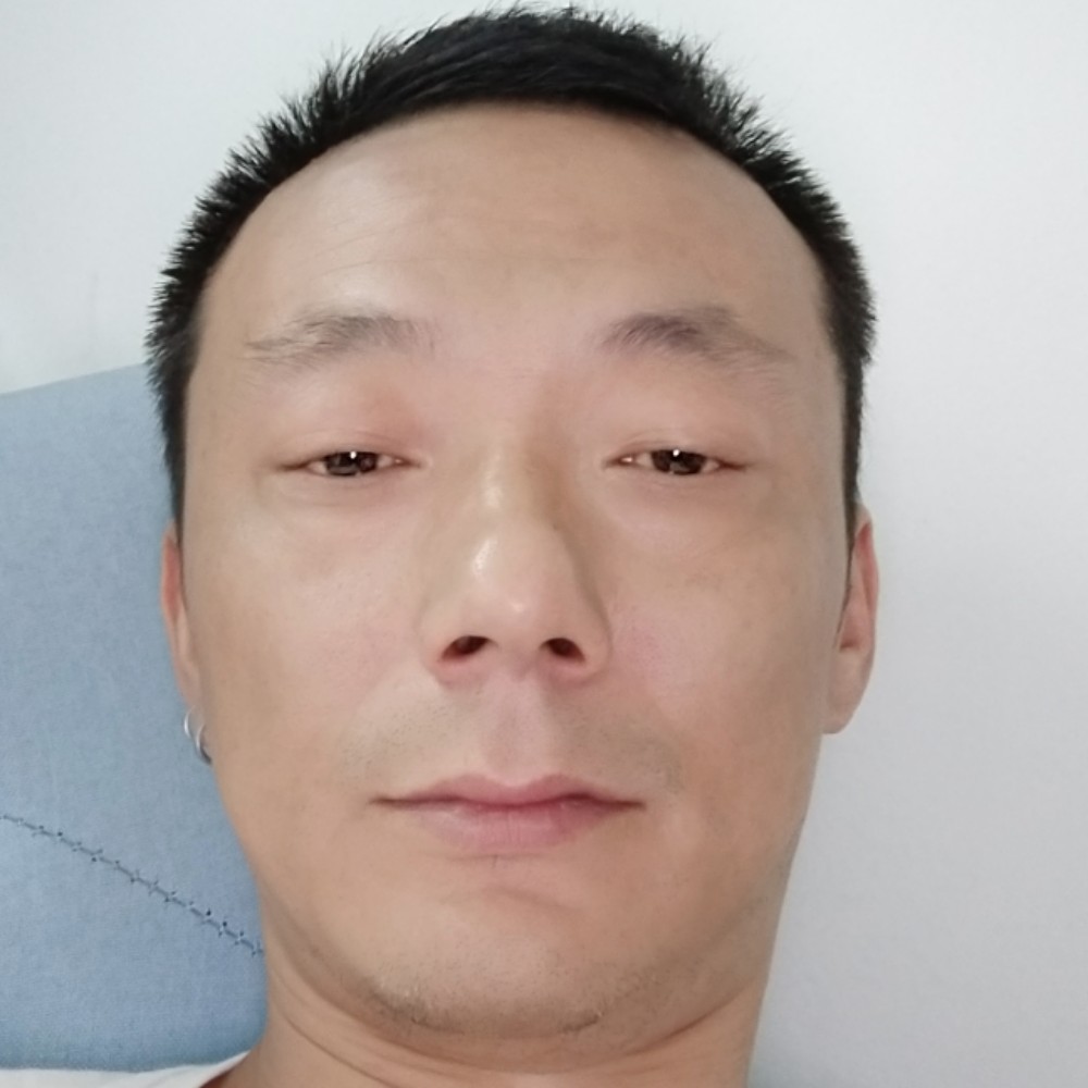 西牛回首落后的照片