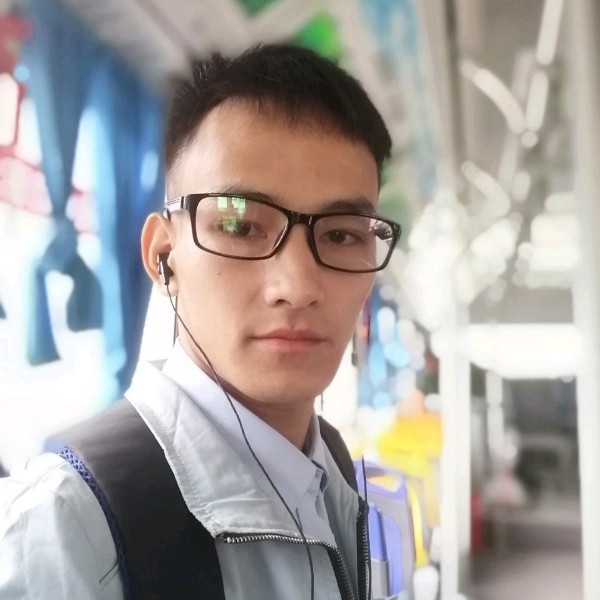 蒙正霖的照片