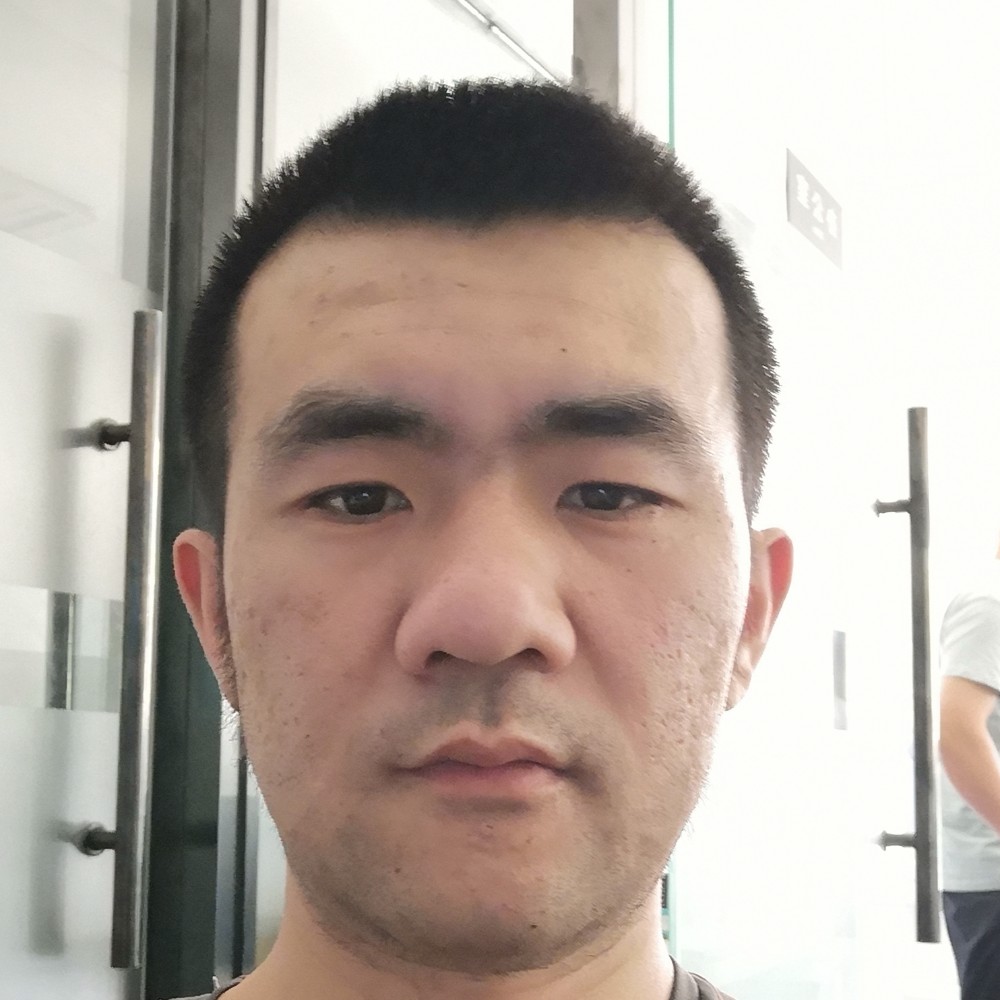 勇往直前硕爸的照片