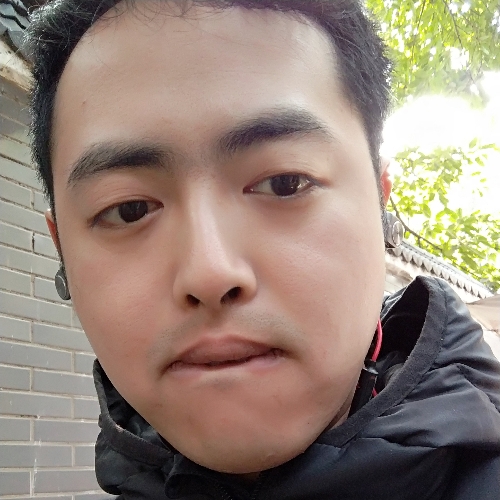代诗奇的照片