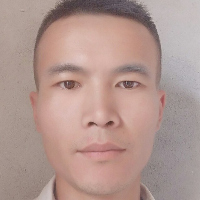 魏有铿的照片