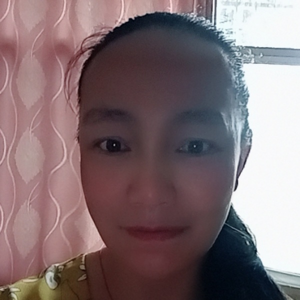 舒心凝眸的照片