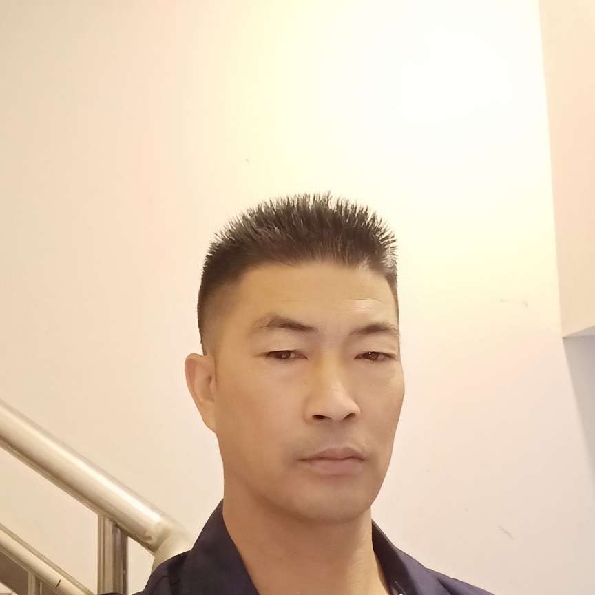 台灯那靓丽的照片