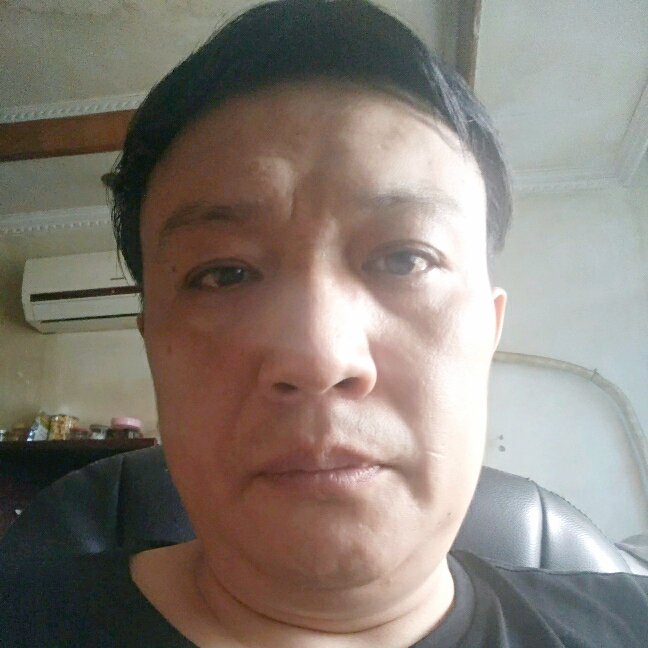 何以默的照片