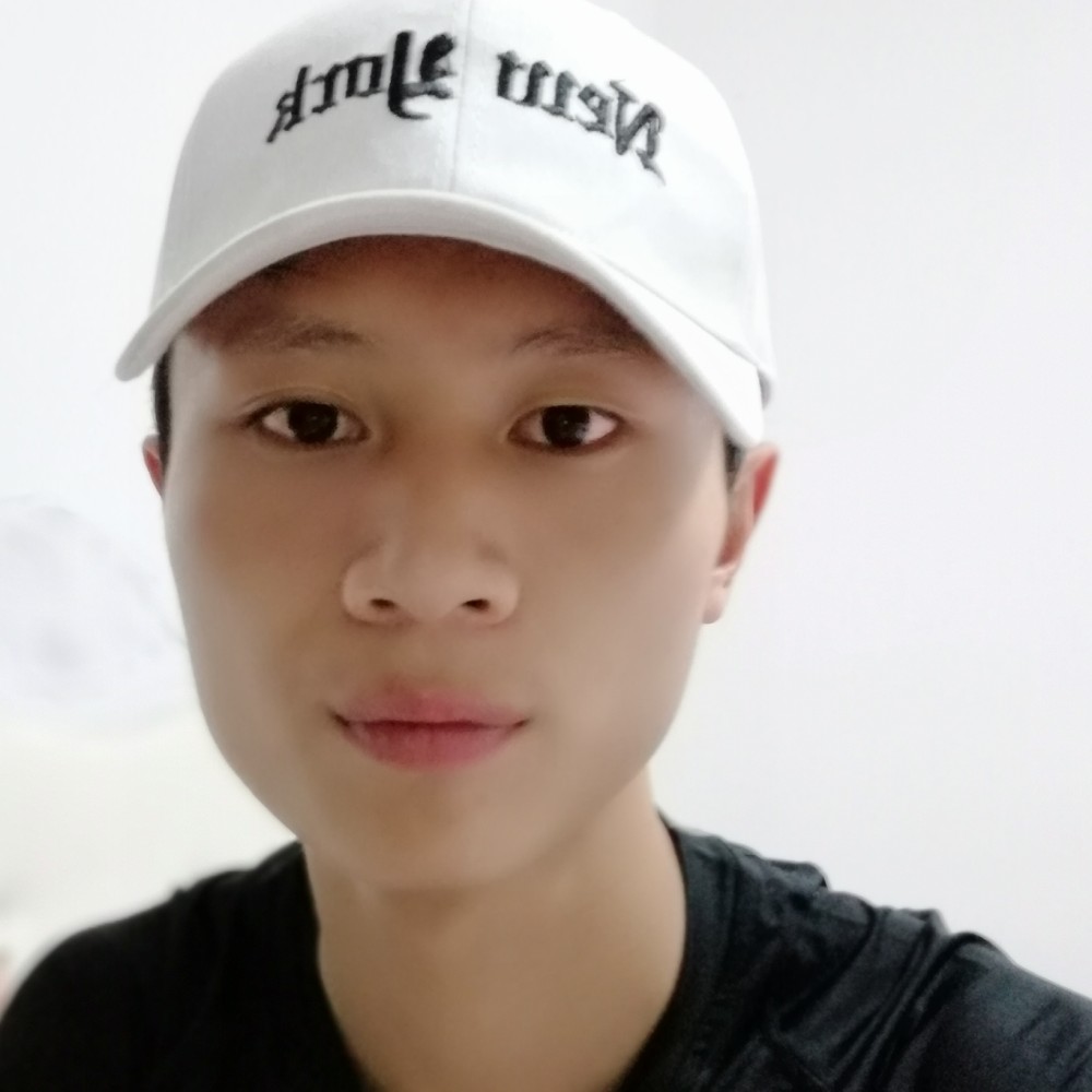 重庆小哥哥。的照片