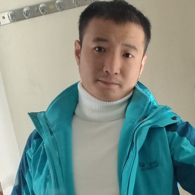 明先生，的照片
