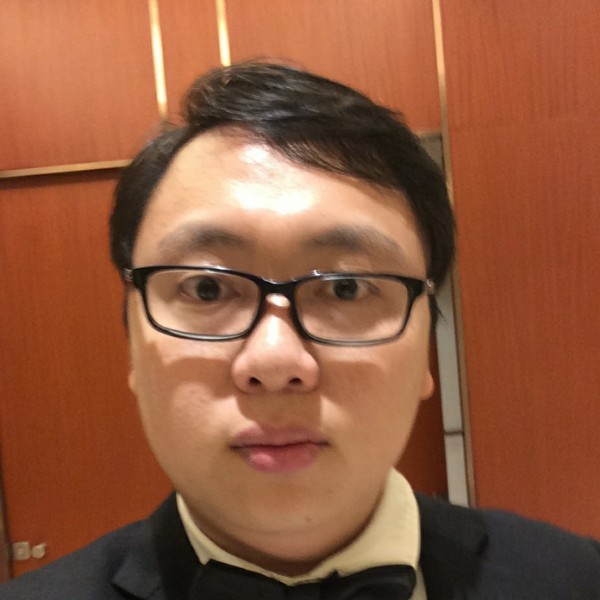 郑成辉的照片