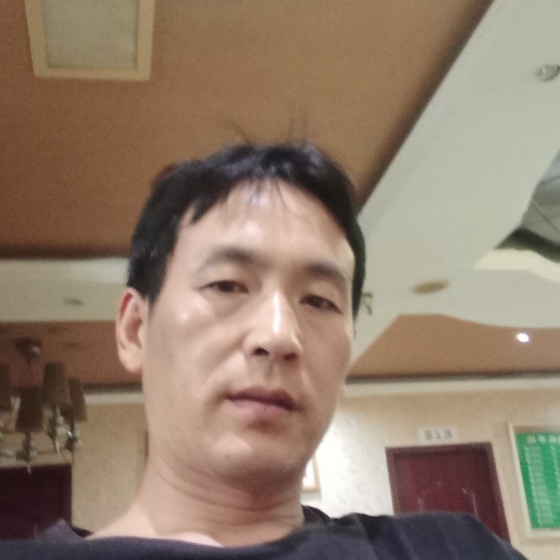 虎强的照片