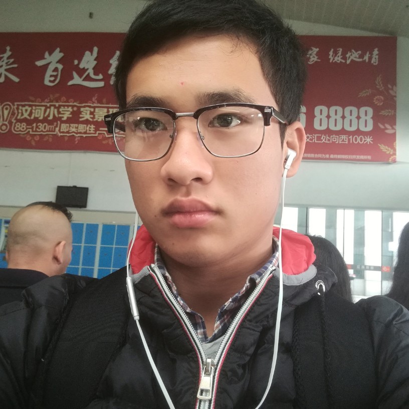 枕头傻傻的照片