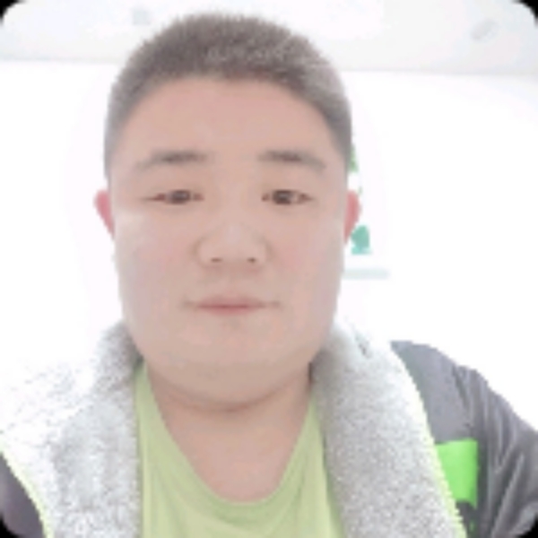 玫瑰凝眸强健的照片