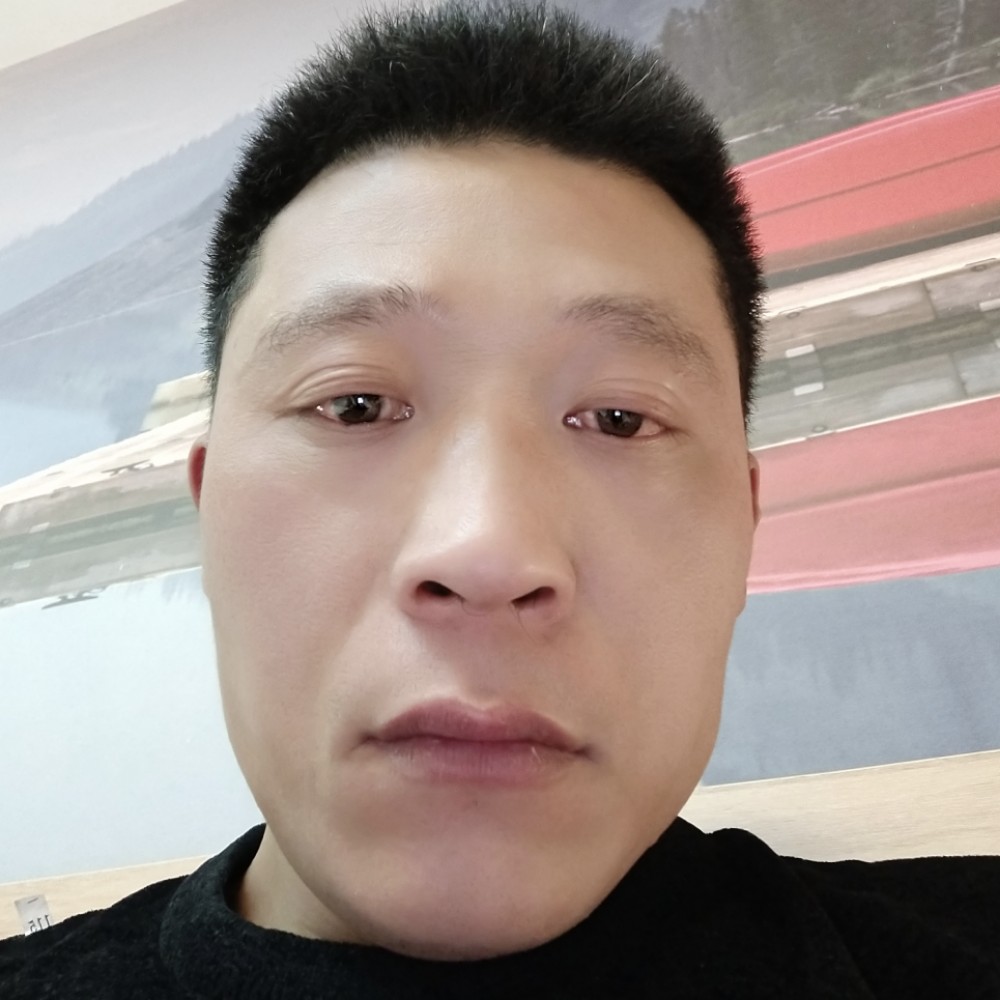高兴指甲油的照片