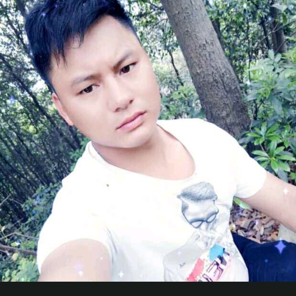 独孤无爱的照片