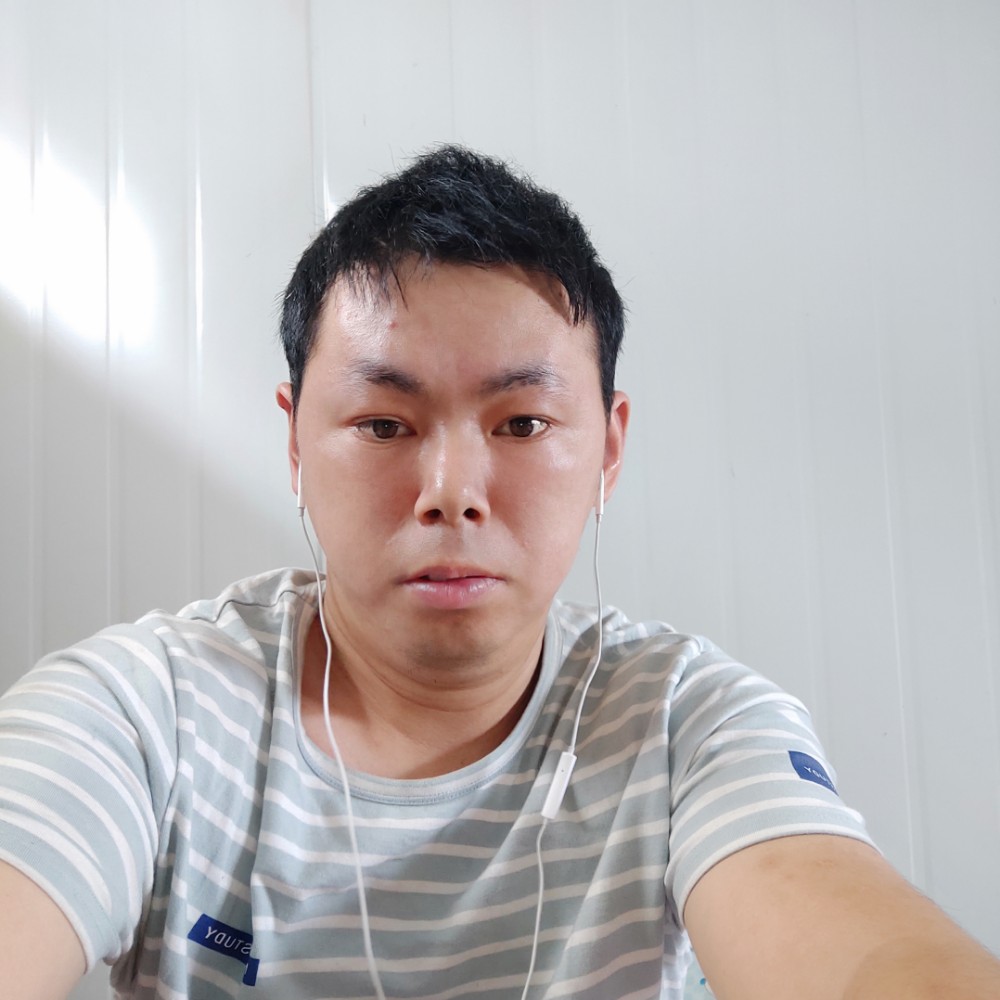 大胆爱故事的照片