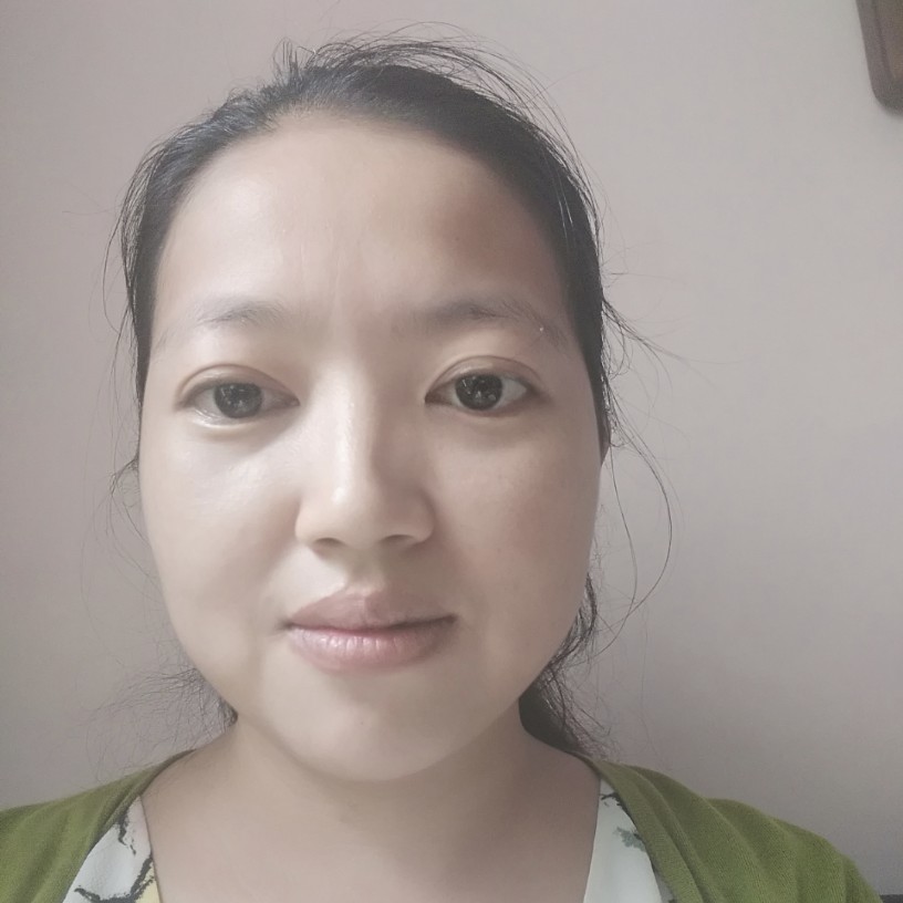 张蓝月的照片