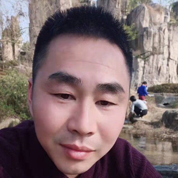 杜明年的照片