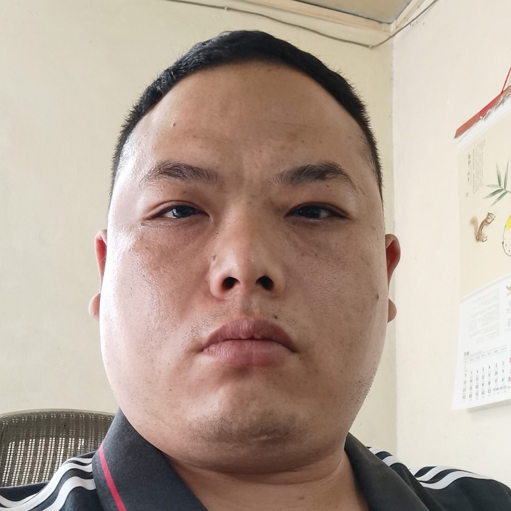 芒果挽手火星上的照片