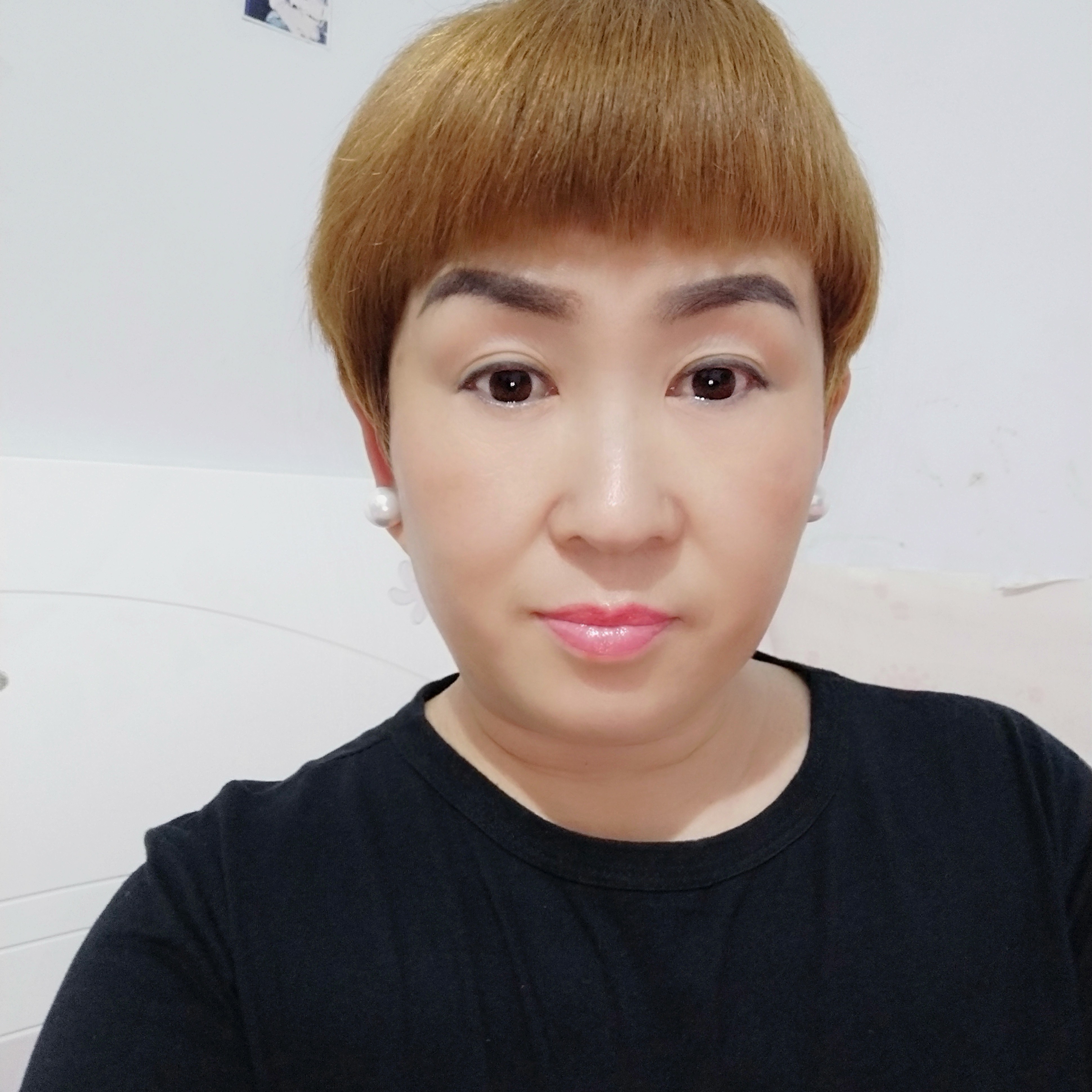 优雅改变洛尘的照片