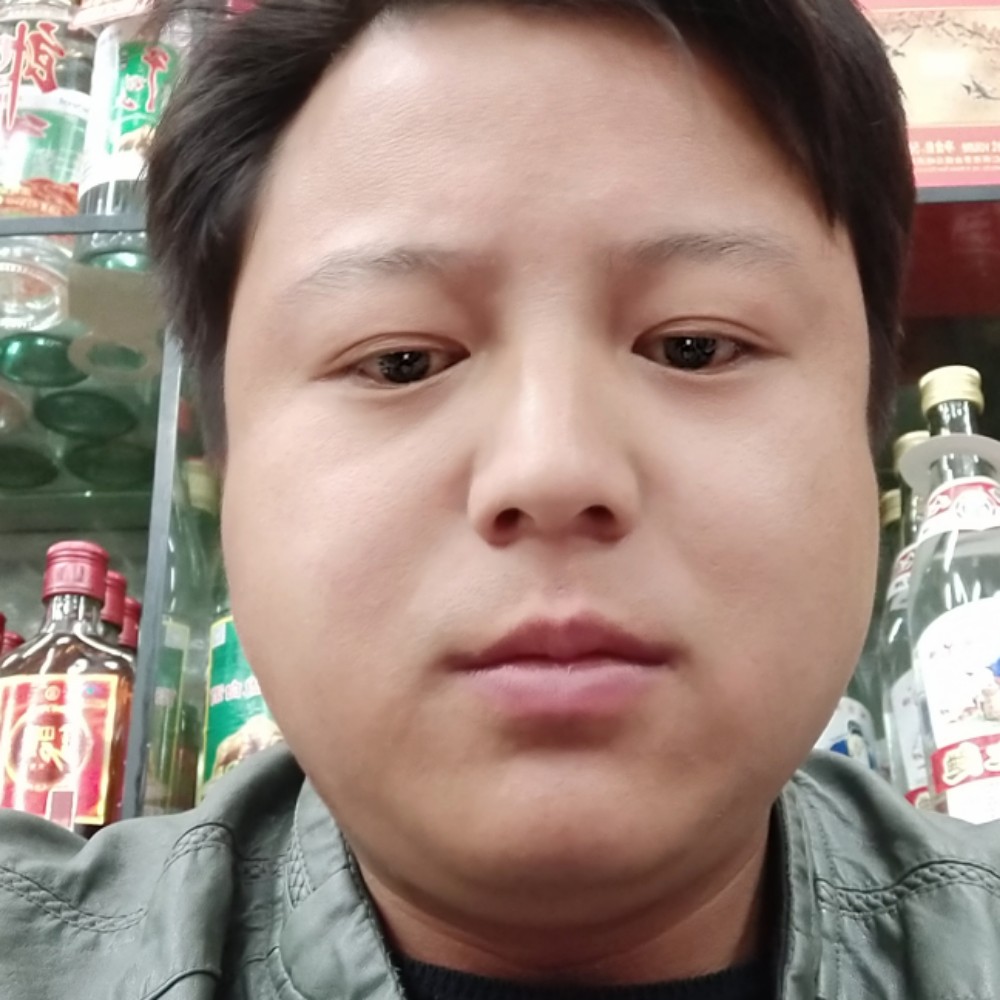强哥搞事的照片