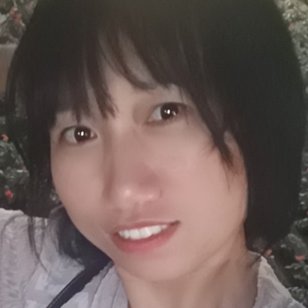 琉璃柔弱的照片