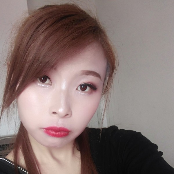 闪闪回眸背包的照片