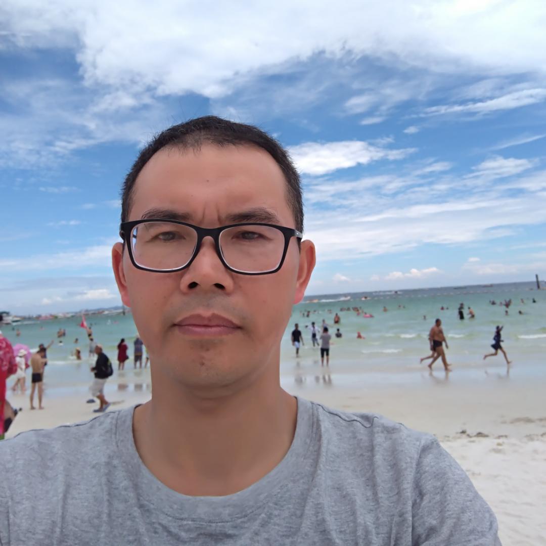开朗的兔子的照片