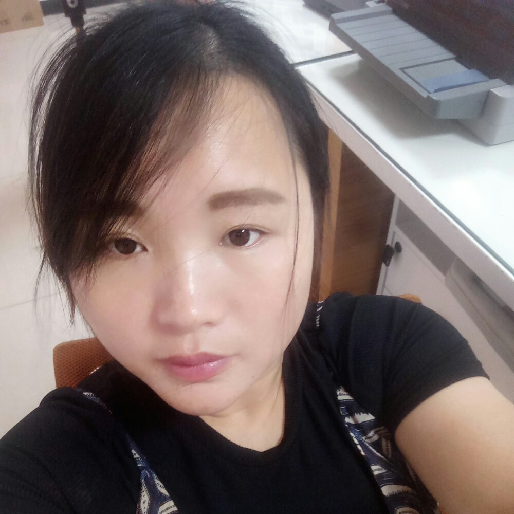 84年的女人的照片